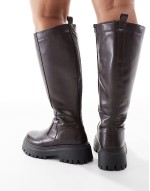 Curve Corey chunky knee boot in brown
