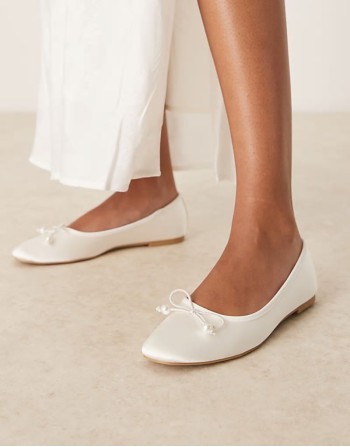 Adyra ballet shoes with bow detail in ivory