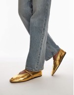 Babette leather v detail ballet flats in gold